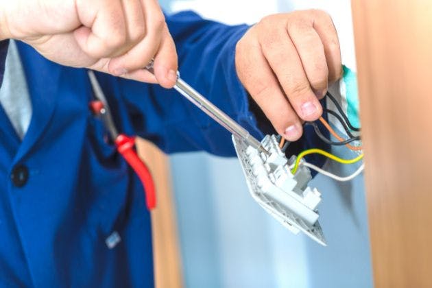 What Types Of Jobs Do Domestic Electricians Usually Handle?